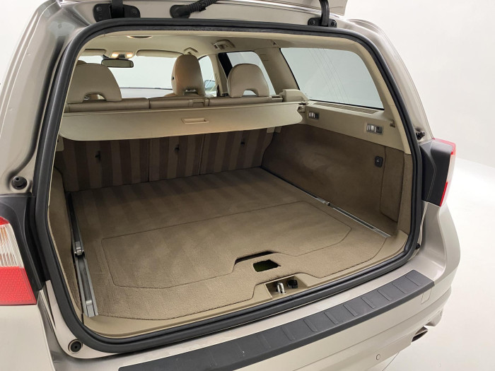 Volvo V70 D5 AWD SUMMUM AUT CZ 2.4 d Summum