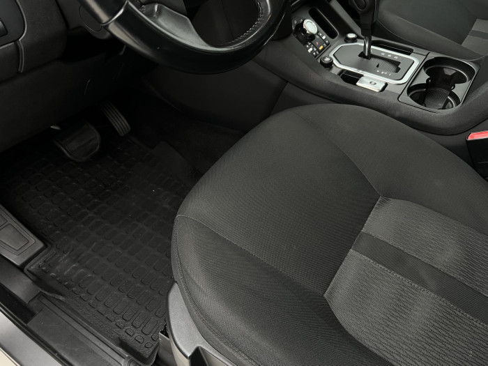 Land Rover Discovery 2.7 TDV6 S AWD AUT CZ