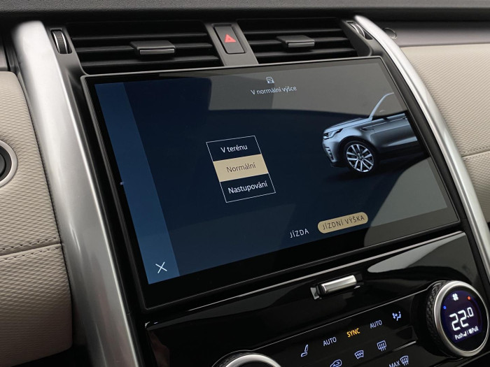 Land Rover Discovery D350 DYNAMIC SE AWD REZERVACE 3.0 d Dynamic SE