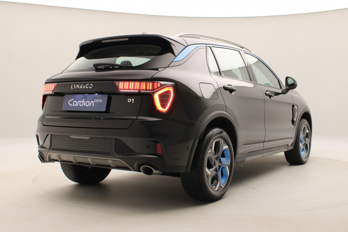 Lynk & Co 01 HEV DCT AUT 1.maj