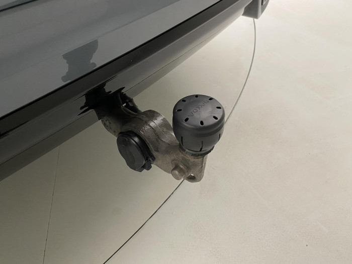 Volvo XC60 B4 AWD DARK PLUS AUT