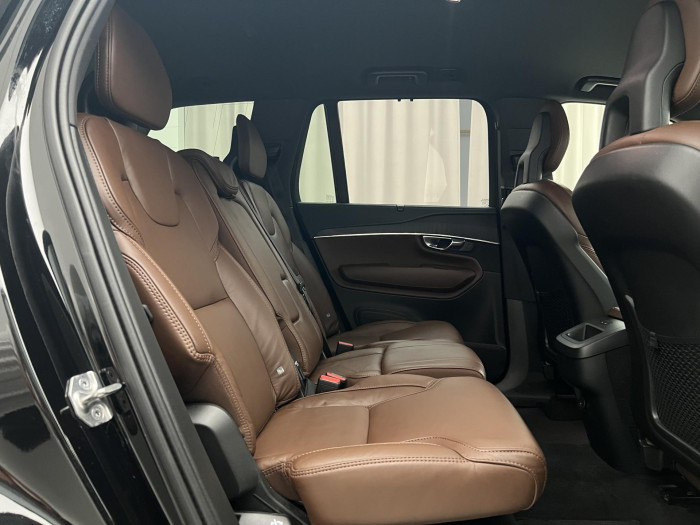 Volvo XC90 B5 AWD INSCRIPTION AUT CZ