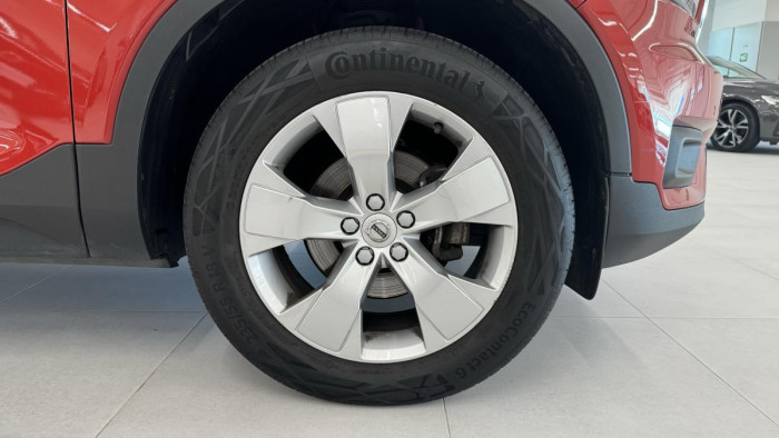 Volvo XC40 T3 MOMENTUM REZERVACE 1.5 Momentum