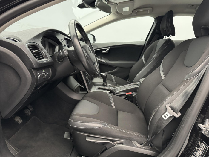 Volvo V40 D2 BLACK EDITION 2.0 d Edition