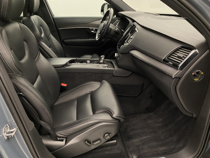 Volvo XC90 B5 AWD AUT R-DESIGN 7míst
