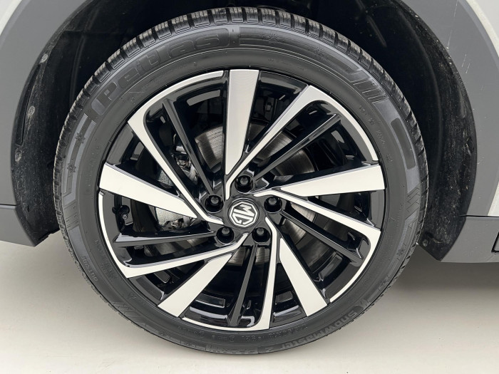 MG ZS 1.5 EXCLUSIVE HYBRID+ AUT CZ 1.5 Exclusive