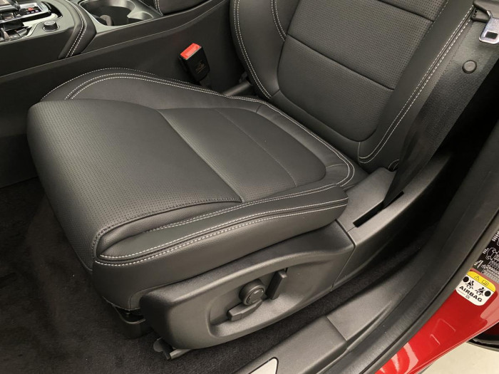 Jaguar E-Pace P250 R-DYNAMIC SE AWD AUT 2.0 Dynamic SE