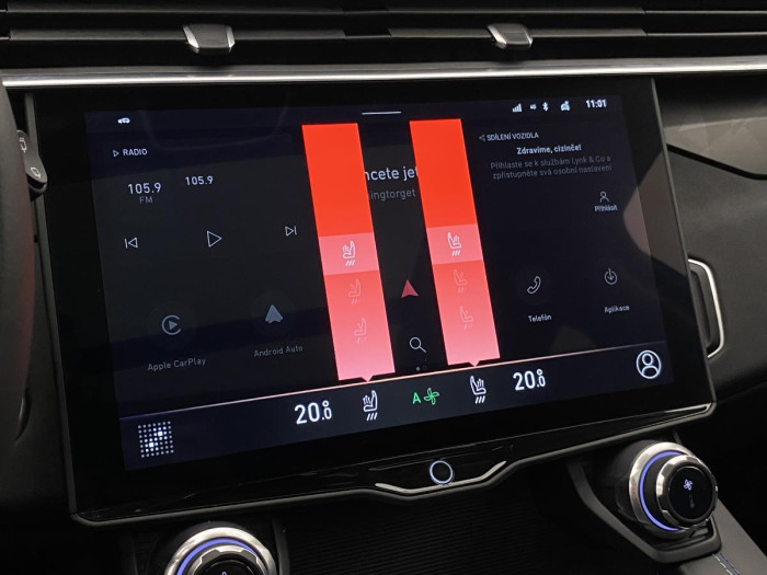 Lynk & Co 01 PHEV DCT AUT 1.maj. REZERVACE