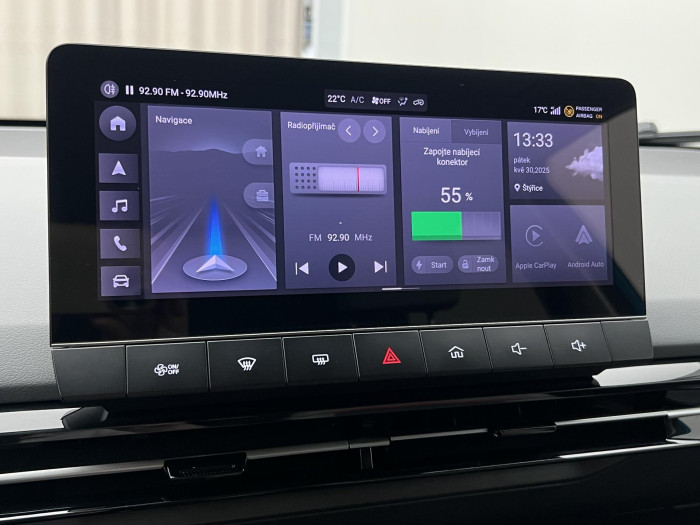 MG MG4 EV EXCLUSIVE 77kWh CZ 1.maj. Exclusive