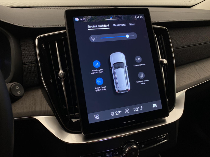 Volvo XC90 T8 AWD RECHARGE DARK PLUS 7m