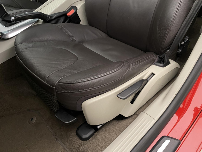 Volvo V40 D3 SUMMUM AUT 2.0 d Summum