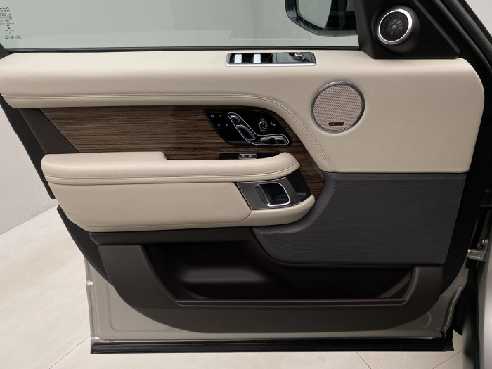 Land Rover Range Rover 5.0 S/C V8 VOGUE REZERVACE 5.0 V8