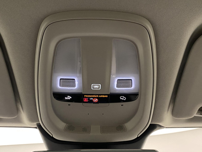 Volvo XC60 B5 AWD DARK PLUS AUT CZ