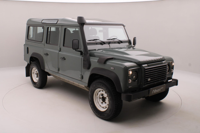 Land Rover Defender 110 STW AWD CZ REZERVACE
