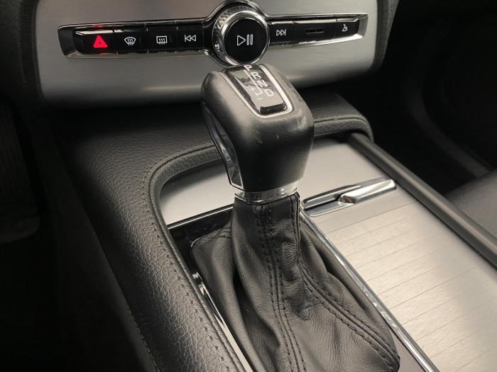 Volvo XC90 D5 AWD INSCRIPTION AUT CZ 2.0 d