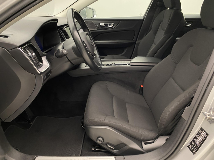 Volvo V60 B4 MOMENTUM AUT 2.0 Momentum