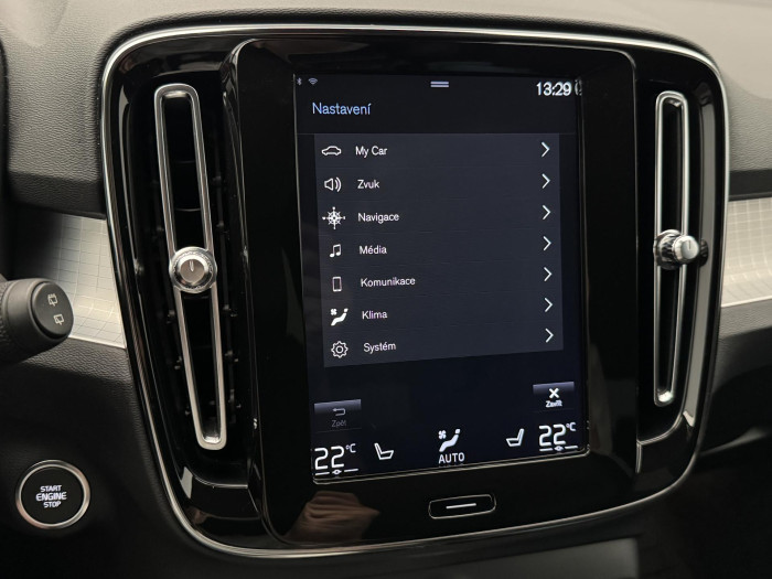 Volvo XC40 D3 AWD MOMENTUM CZ 1.maj 2.0 d Momentum