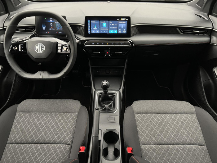 MG MG3 1.5 ICE EXCITE CZ 1.maj.