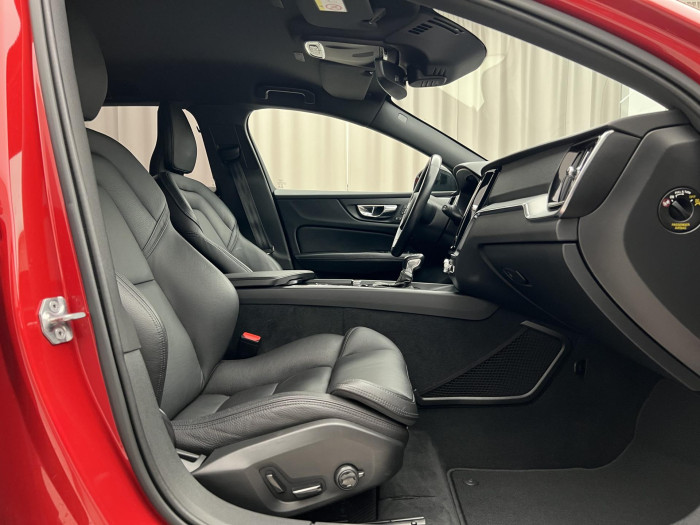 Volvo V60 T6 AWD R-DESIGN POLESTAR AUT