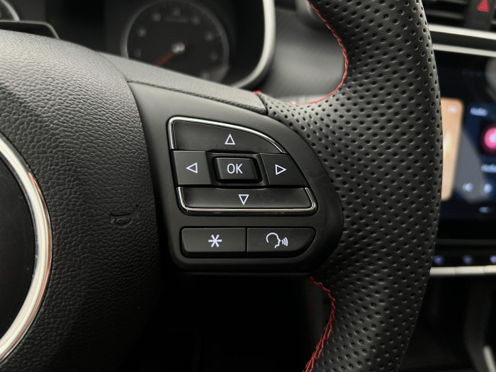 MG ZS 1.5 ESSENTIAL PLUS CZ 1.maj.