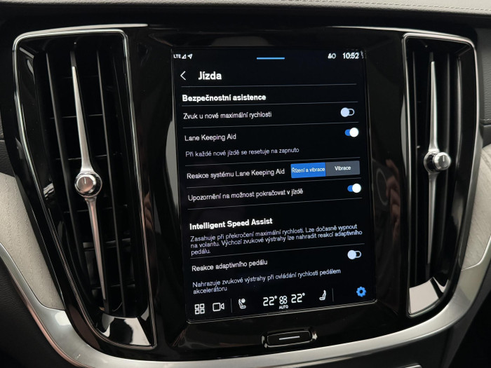 Volvo V60 CC B5 AWD ULTIMATE AUT 1.maj. 2.0 CC CC