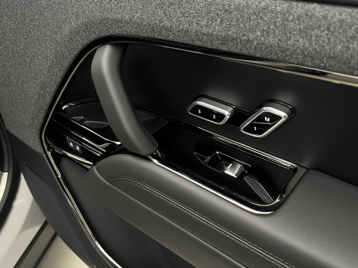 Land Rover Range Rover Sport D300 DYNAMIC HSE AWD Aut 3.0 d Dynamic