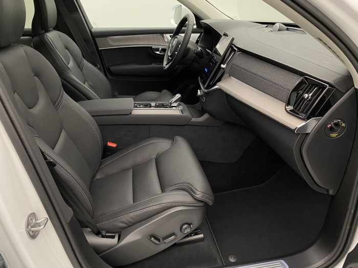 Volvo XC90 T8 AWD RECHARGE BRIGHT PLUS 7m