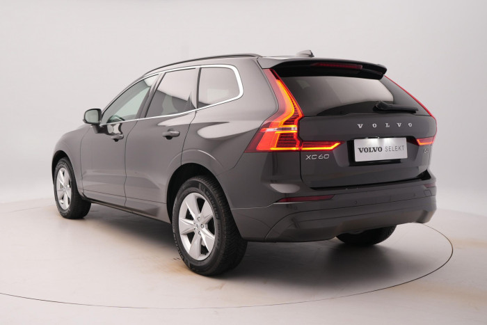 Volvo XC60 B4 AWD CORE 1.maj CZ