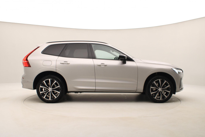 Volvo XC60 B5 AWD ULTRA DARK AUT CZ 1.maj