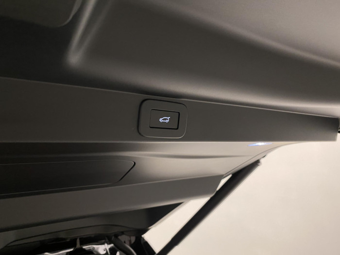 Land Rover Range Rover SV P530 SWB AWD AUT CZ