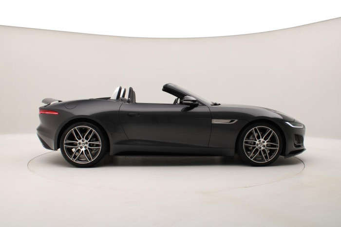 Jaguar F-Type P300 CABRIOLET RWD