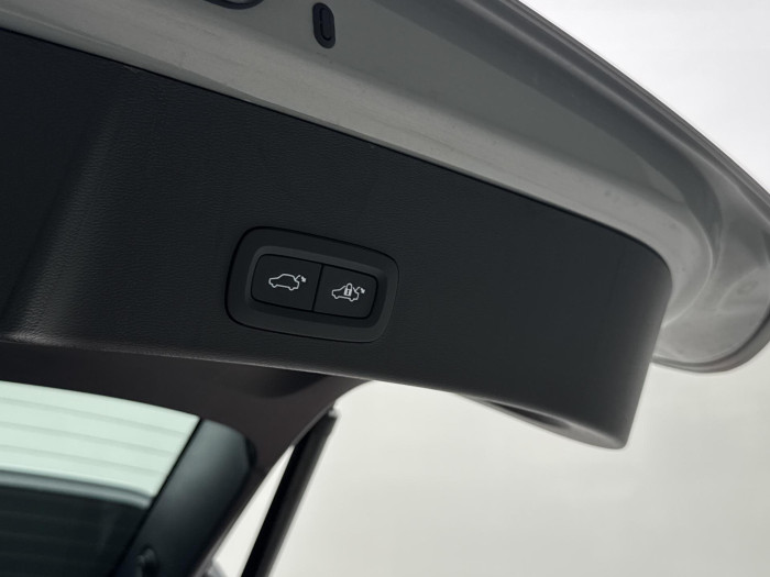 Volvo XC40 B3 CORE AUT CZ