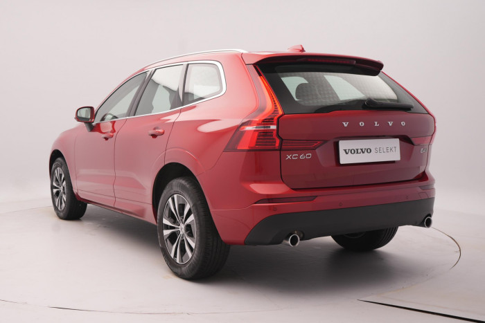 Volvo XC60 B4 AWD MOMENTUM PRO CZ 1.maj 2.0 Momentum