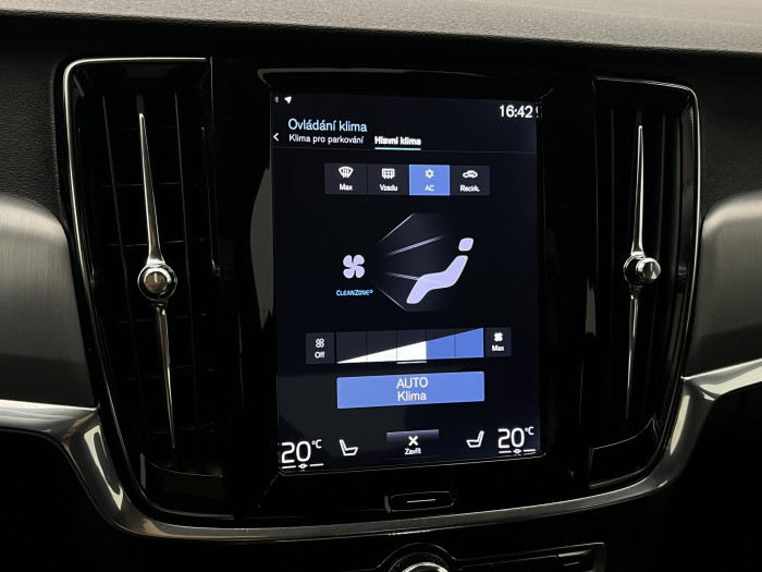 Volvo S90 T4 MOMENTUM AUT 2.0 Momentum