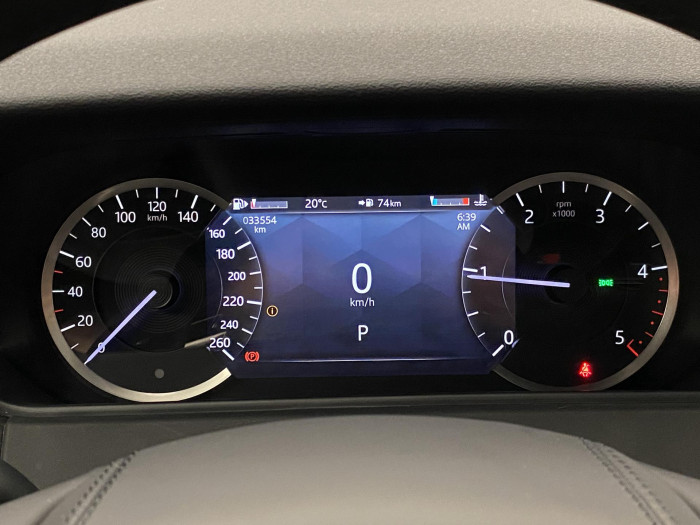 Land Rover Range Rover Velar D200 R-DYNAMIC SE REZERVACE 2.0 d Dynamic SE