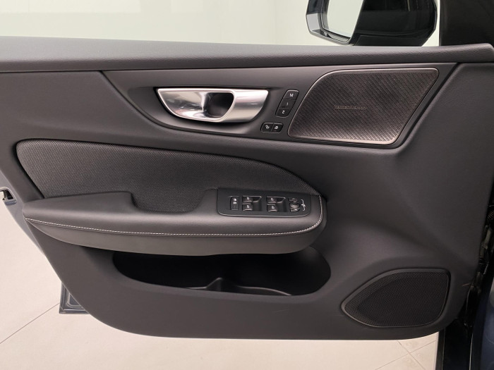 Volvo S60 B5 AWD ULTIMATE DARK AUT