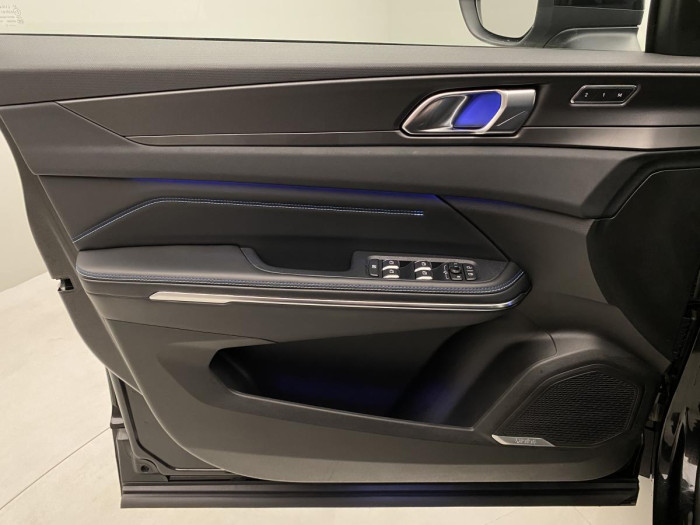 Lynk & Co 01 PHEV DCT AUT 1.maj