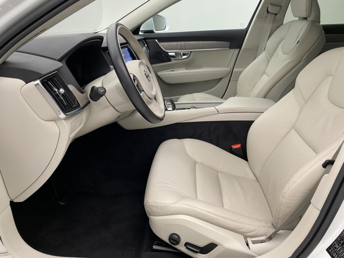 Volvo V90 B4 AWD CORE AUT CZ