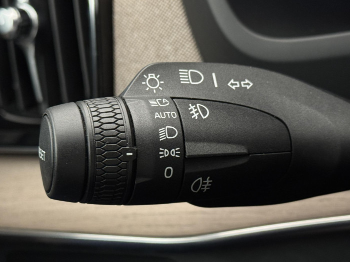 Volvo XC90 T8 AWD RECHARGE CZ REZERVACE