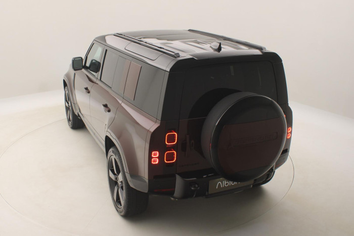 Land Rover Defender 110 D300 SEDONA REZERVACE 3.0 d