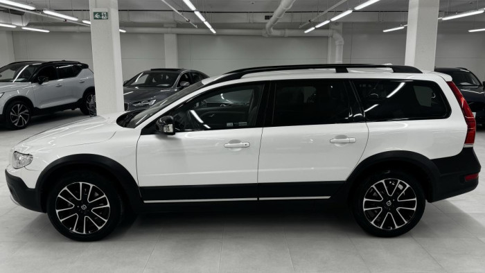 Volvo XC70 D4 AWD BLACK EDITION REZERVACE 2.4 d Edition