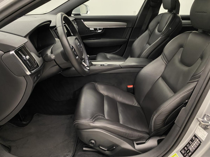 Volvo V90 D5 AWD INSCRIPTION REZERVACE 2.0 d