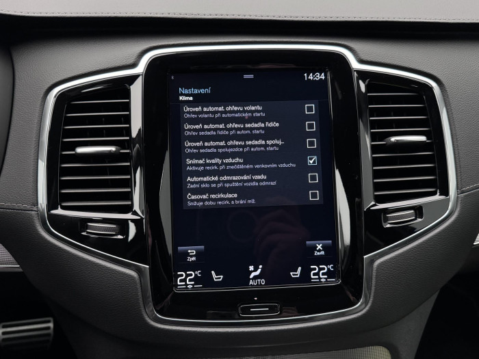 Volvo XC90 B5 AWD R-DESIGN AUT CZ