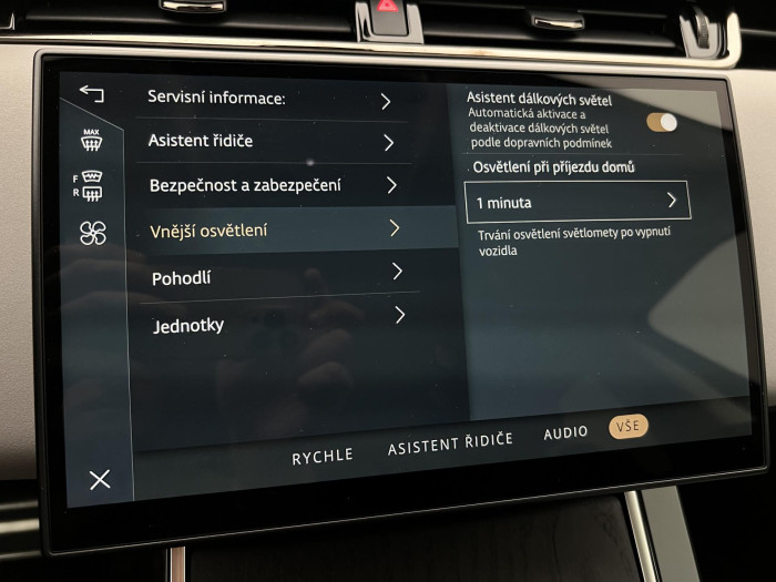 Land Rover Range Rover Evoque P250 DYNAMIC SE AWD AUT CZ 2.0 Dynamic SE