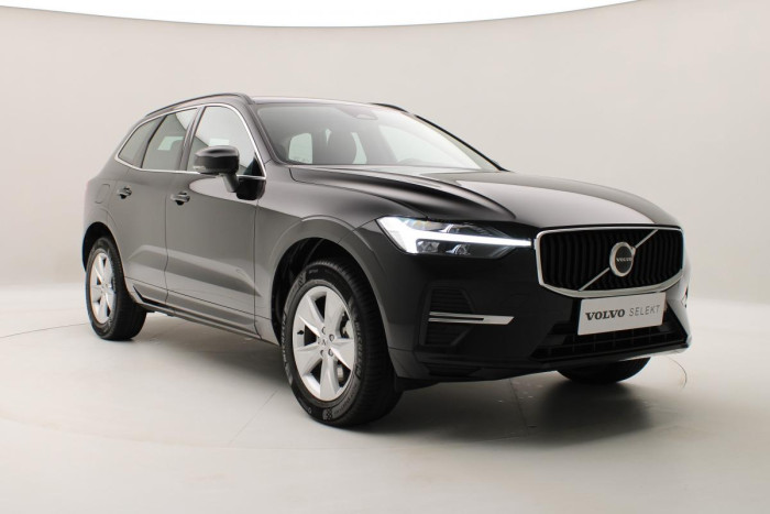 Volvo XC60 B4 MOMENTUM PRO AUT REZERVACE 2.0 Momentum