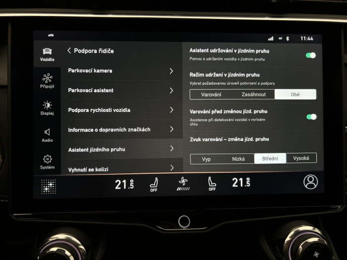 Lynk & Co 01 PHEV DCT AUT 1.maj.