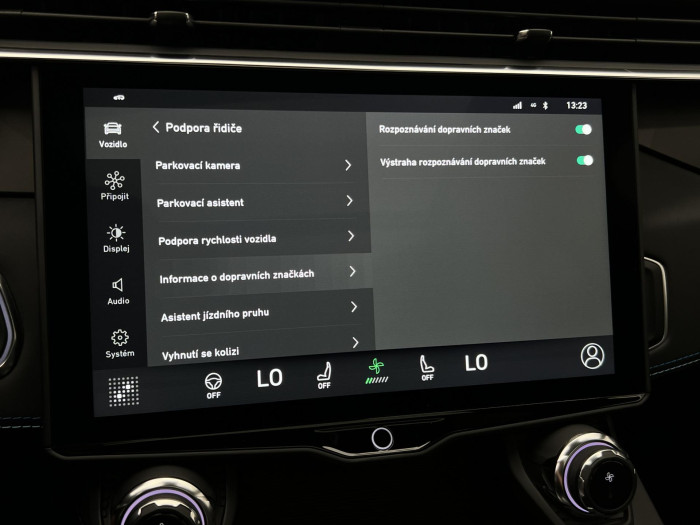 Lynk & Co 01 PHEV DCT AUT 1.maj.