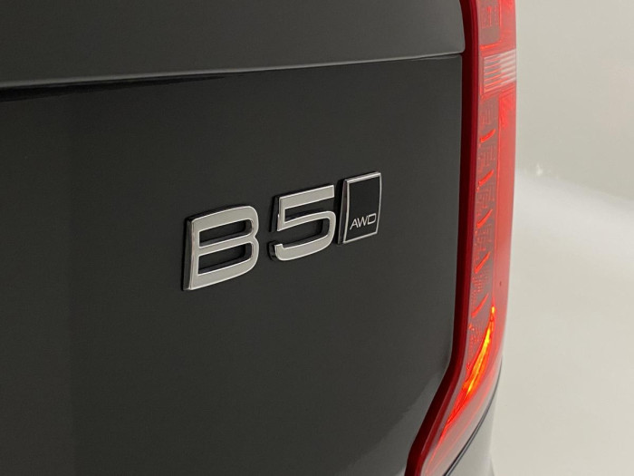 Volvo XC90 B5 AWD PLUS AUT REZERVACE 2.0 Plus