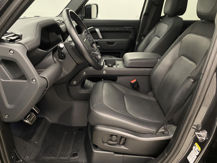 Land Rover Defender 110 D300 X-DYNAMIC HSE AWD AUT 3.0 d Dynamic