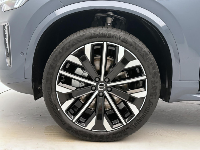 Volvo XC90 B5 AWD AUT DARK PLUS 7míst